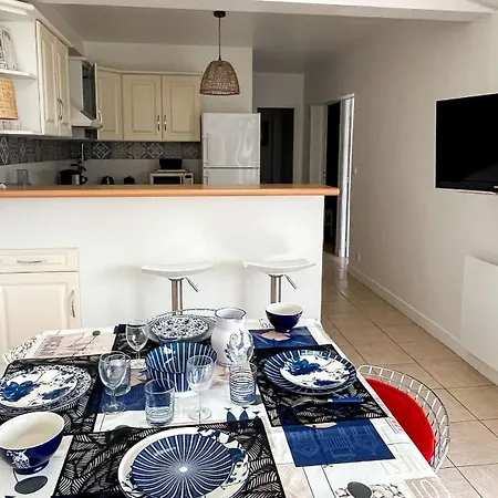 Villa Charmante Location à Deux Pas De La *